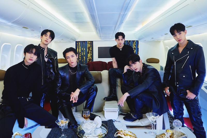MONSTA X