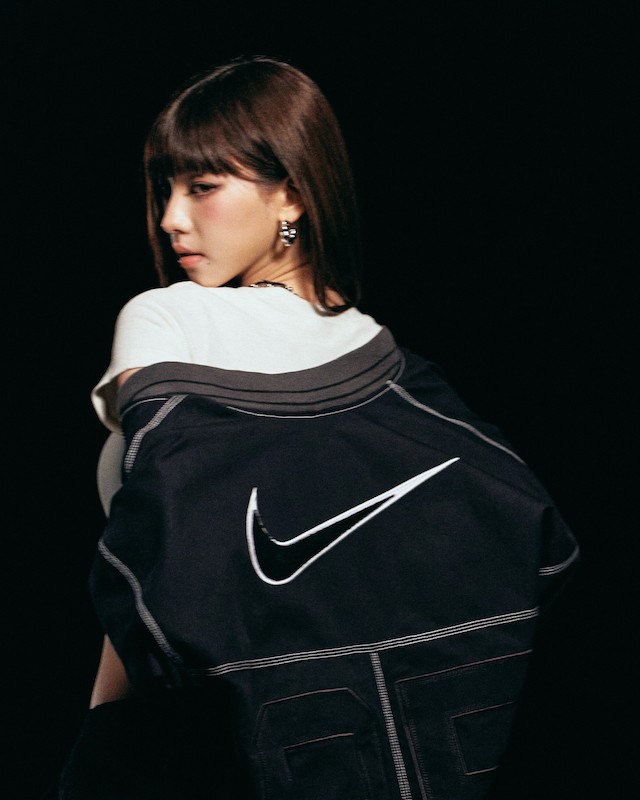 KARINA NIKE