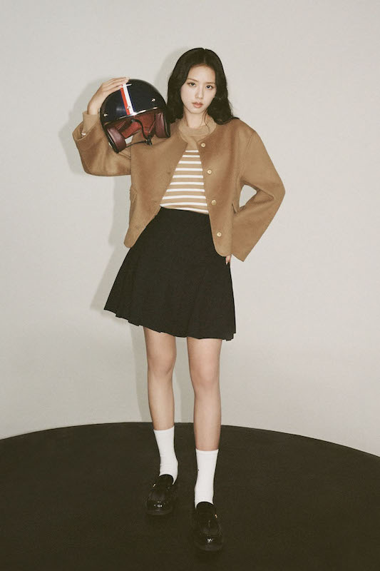 TOMMY HILFIGER JISOO
