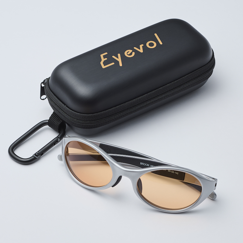 Eyevol「ZIP SOFT CASE」